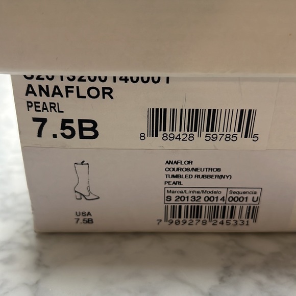 Schutz. Anaflor Pearl Tumbled Leather Boot. 7.5 - Picture 14 of 14